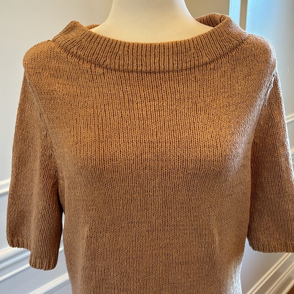 Talbot’s Tan Short Sleeve Sweater - Picture 2 of 8